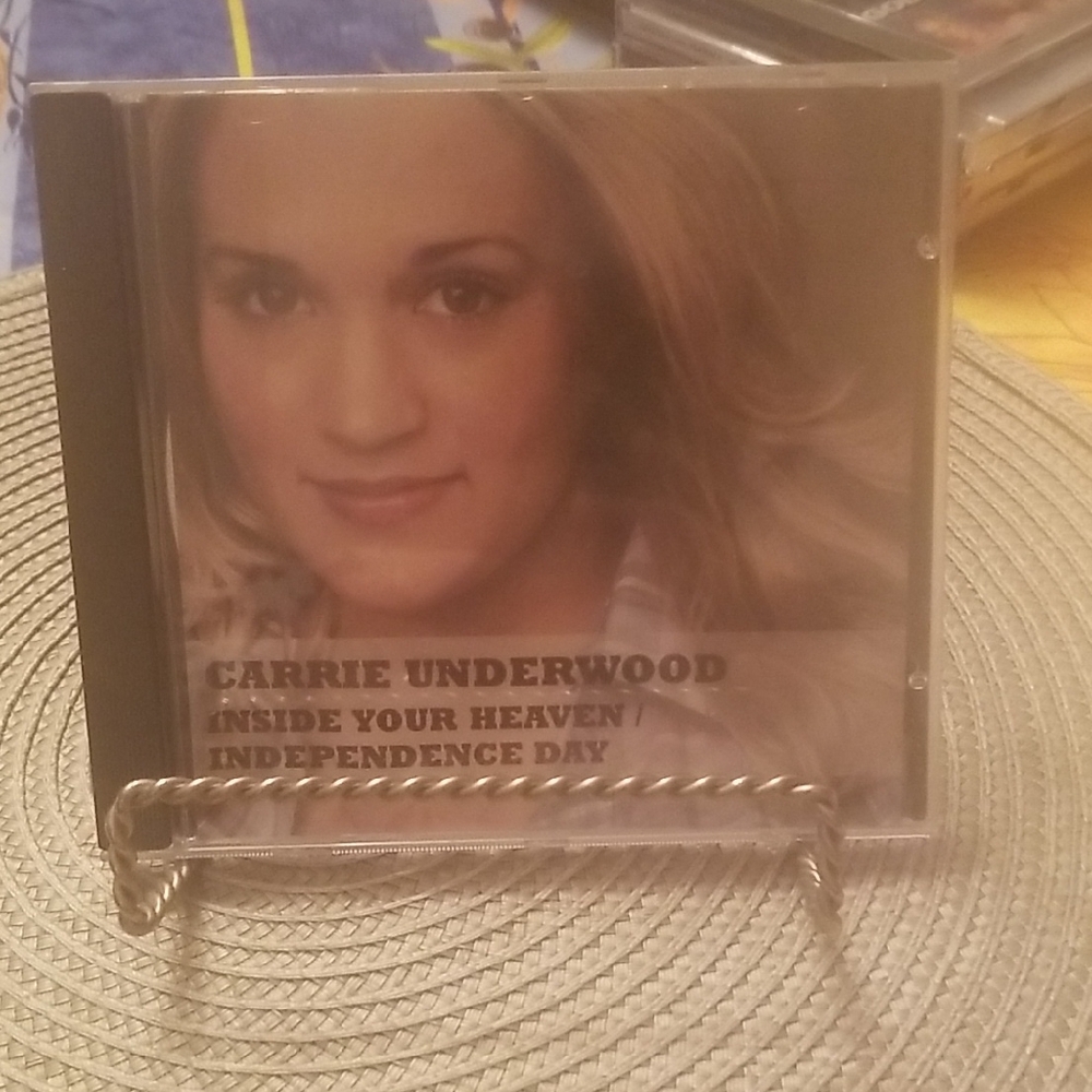 10/$10  Carrie Underwood CD - Inside Your Heaven / Independence Day